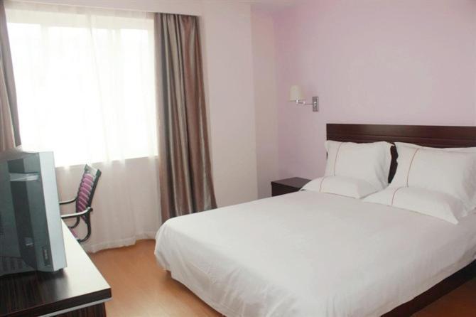 Shanghai Yiting 6+E Hotel - Lujiazui Номер фото