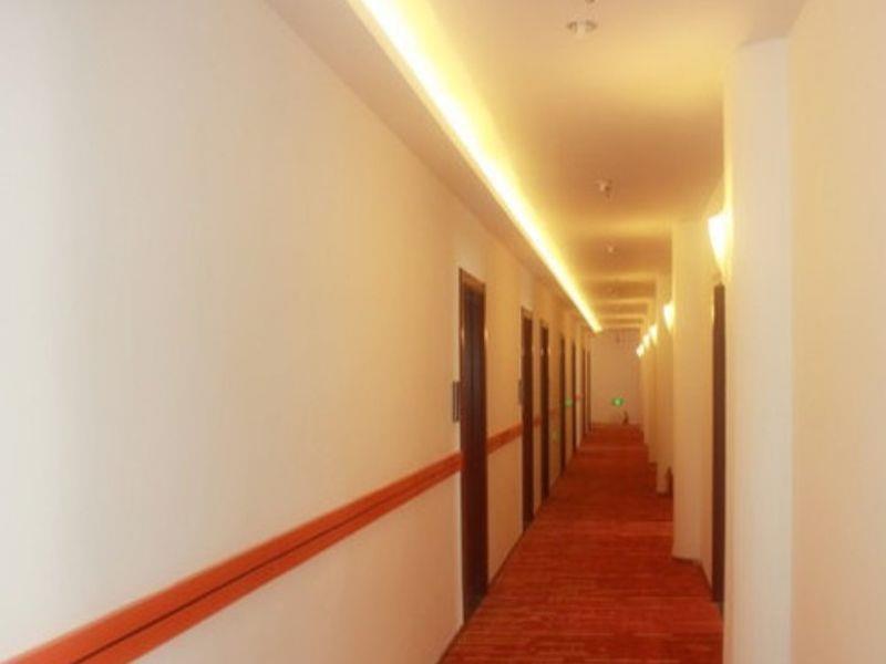 Shanghai Yiting 6+E Hotel - Lujiazui Экстерьер фото
